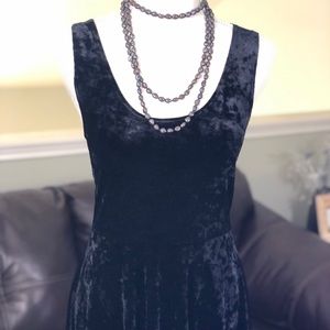 Crushed velvet dress size large
